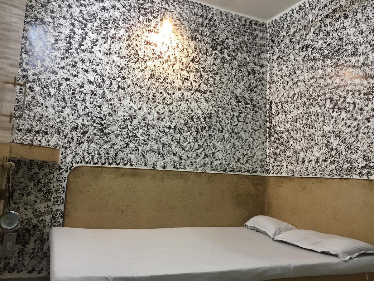 Karam Durga Guest House Neu-Delhi Exterior foto
